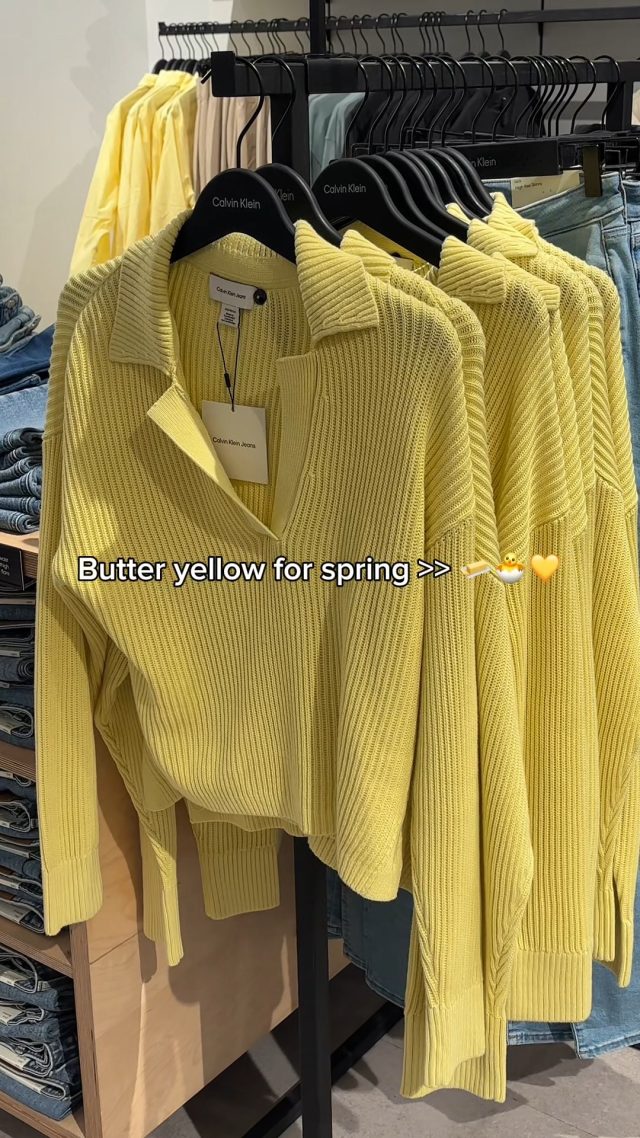 POV: you can’t stop spotting yellow 💛👀#DaltonPark #ColourSpotting #Yellow #Spring #Fashion