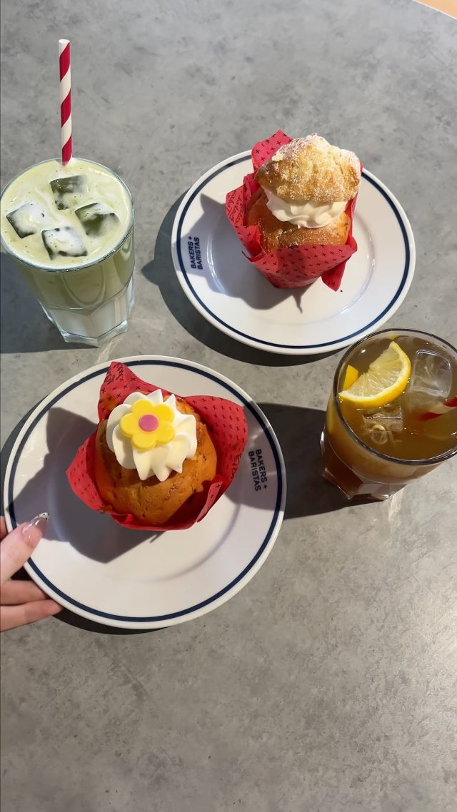 Refuel your shopping spree the right way 🍽️From coffee and cake at @bakersandbaristas_bb and @costacoffee, to delicious lunch options at @ettocaffe - we've got you covered 🍰