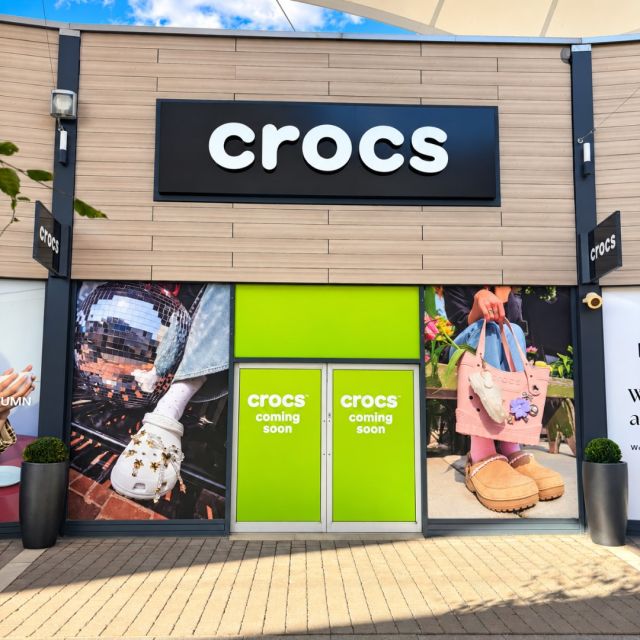 IT'S OFFICIAL... @crocseurope is opening on 9th October! 👀💚Get ready to shop bold new colours, iconic comfort and all the Jibbitz™ charms your collection needs. We'll see you there! 🏃♀️